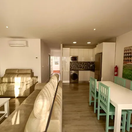 아파르타멘토스 페를라 마리나 * 네르하