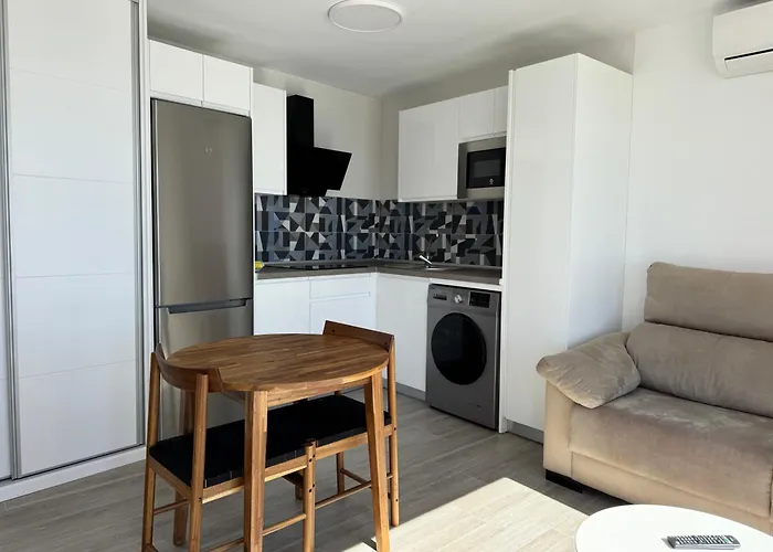 Perla Marina Нерха